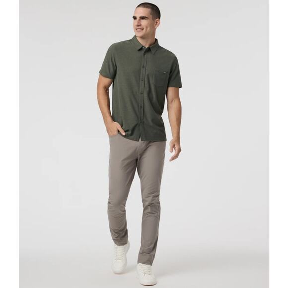 Vuori Mens Short Sleeve Ace Button Down In Oregano Olive Green Sz L Sustainable - Picture 3 of 7